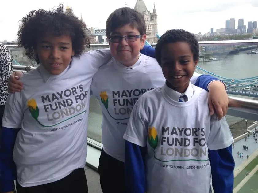 Young Londoners in Mayor's Fund for London printed T-shirts