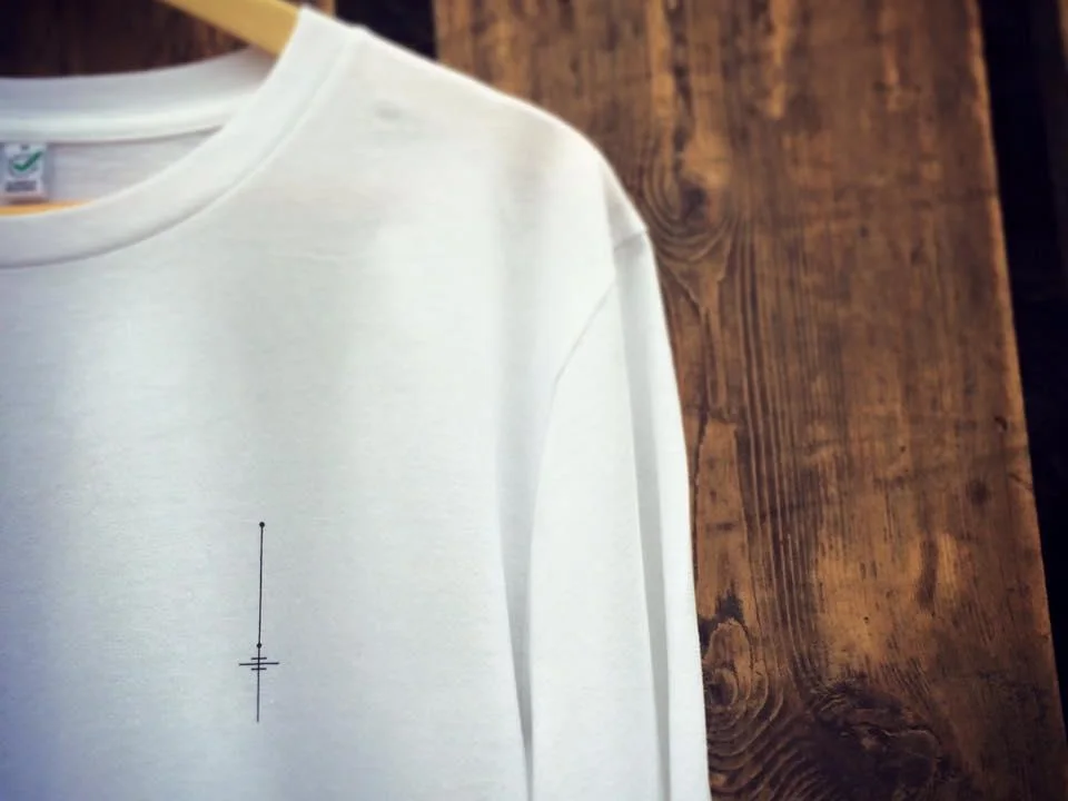 Show Us Mountains printed sweatshirts and tote bags