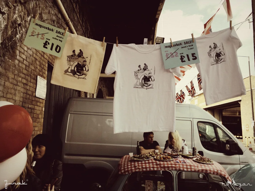 Hoozar T-shirts at the vintage scooter event