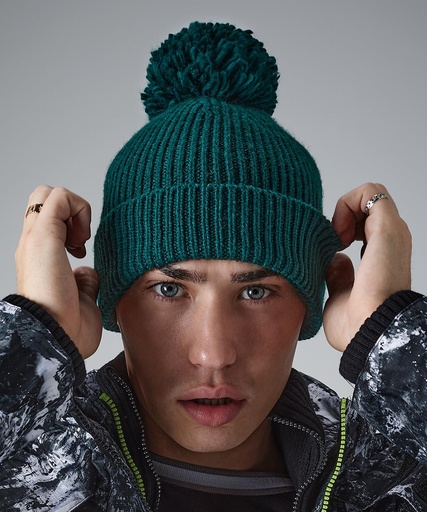 Engineered knit ribbed pom pom beanie BC382