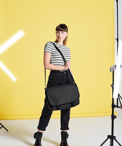 Two-tone digital messenger BG218