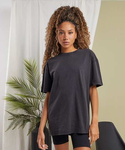 Women's oversized acid wash tee